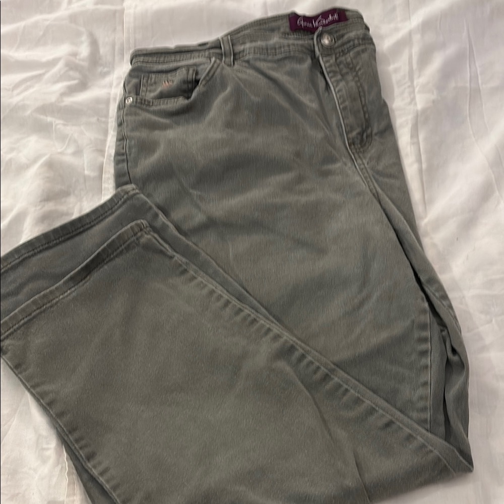 Khaki Gray Women’s Jeans